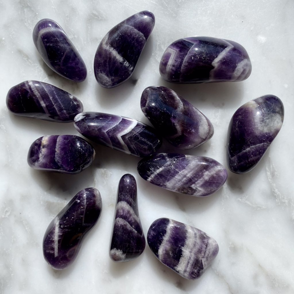 Chevron amethyst stone – properties, virtues & benefits