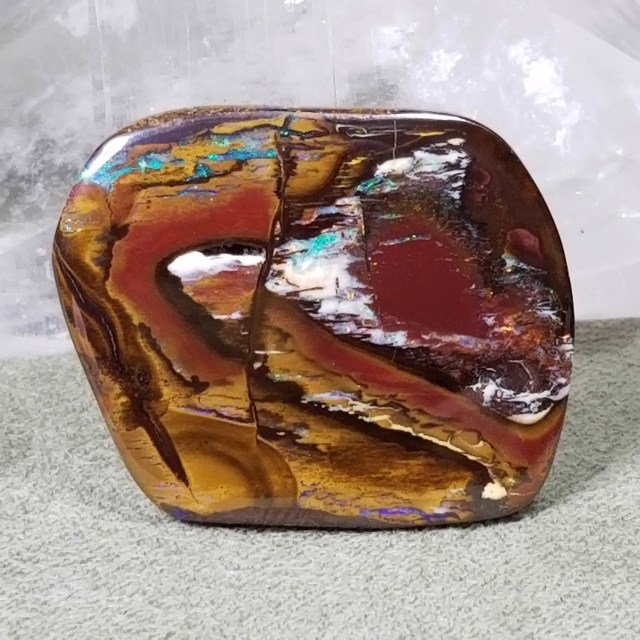 What is Yowah Nut Opal? Discovery, Properties, and Origins