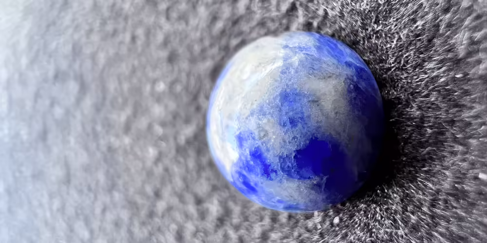 Sodalite: Properties, Use and Virtues